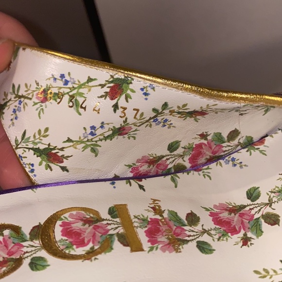 GUCCI Dragon Heels - Picture 10 of 11